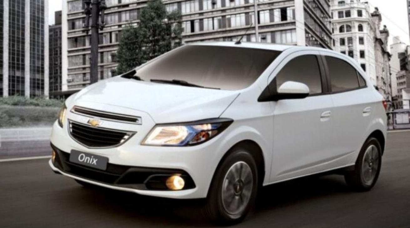 Chevrolet Onix, 2015. - Foto iCarros