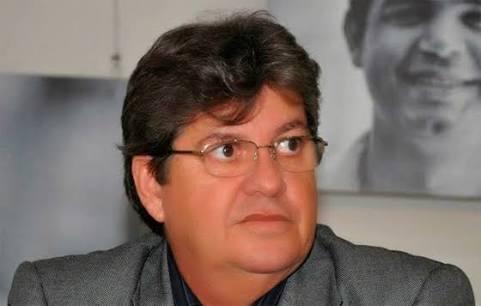Secretário João Azevedo (PSB)