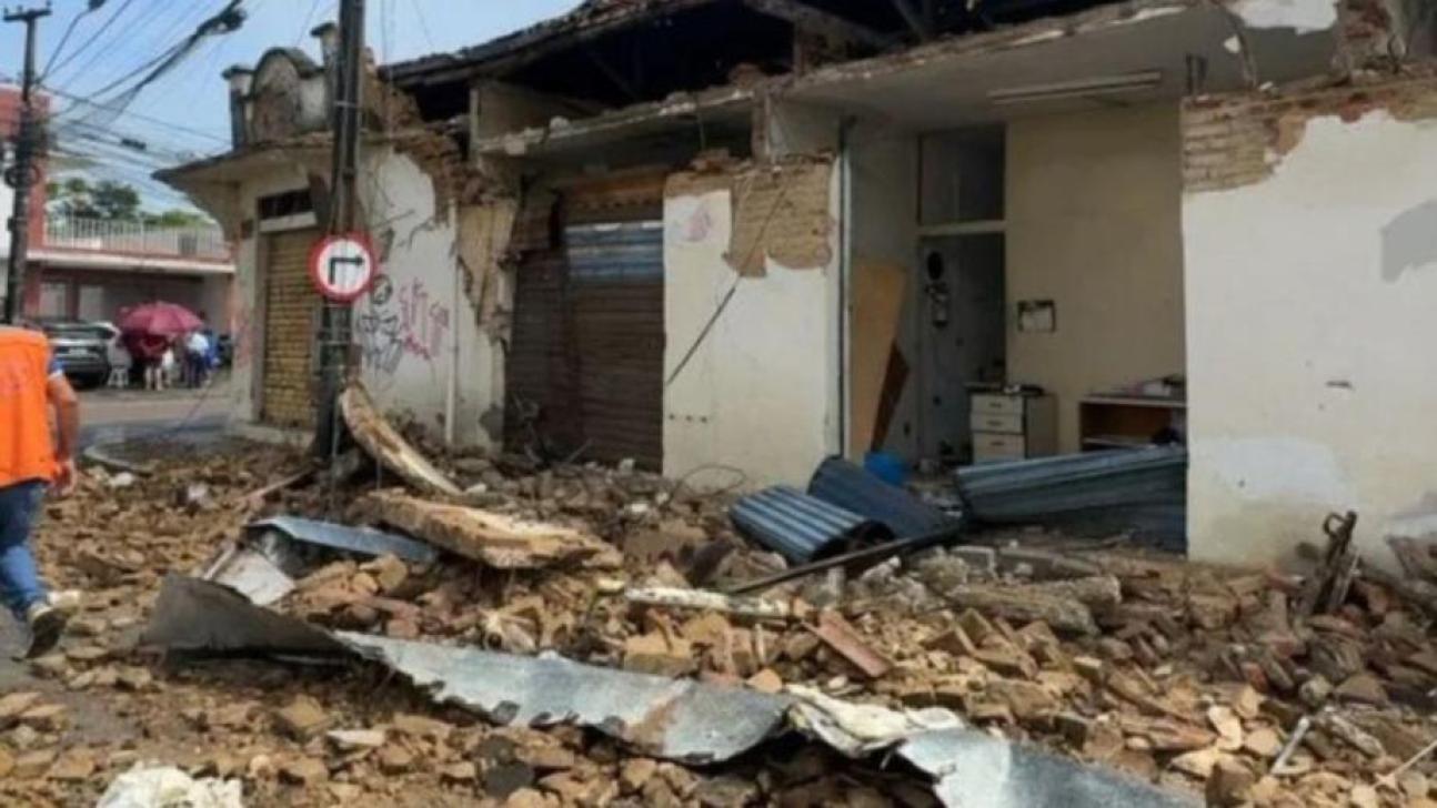 Defesa Civil interdita imóvel após desabamento no Centro de João Pessoa