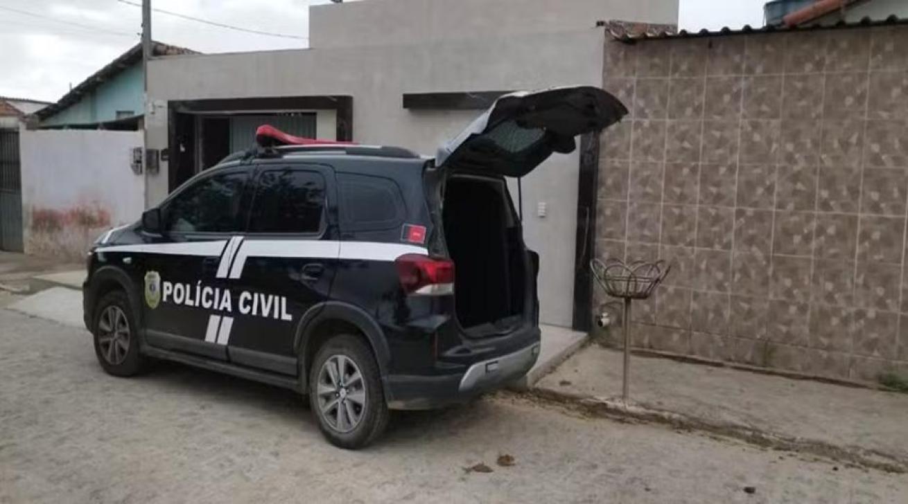 Polícia da Paraíba prende estudante suspeito de produzir material nazista na internet e desenhar suástica em banheiro da UEPB
